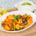 L9. Mixed Vegetable curry w/white or brown rice (V) (GF)